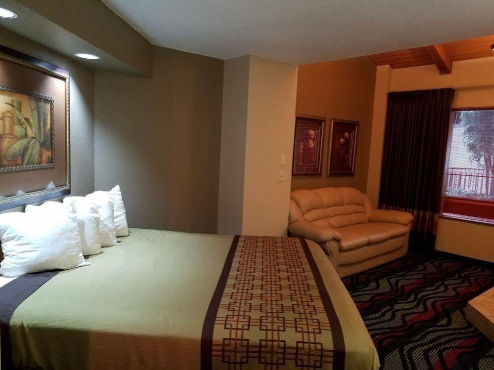 Apple Tree Inn Independence Екстер'єр фото